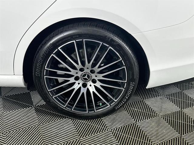 Photo of 2023 White Mercedes-Benz C-Class