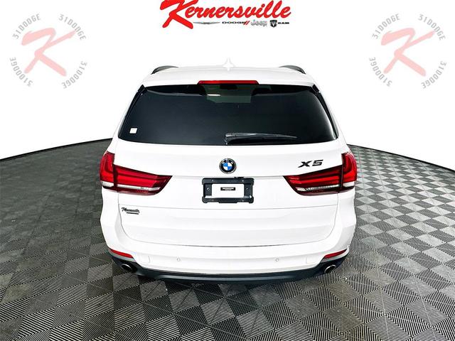 Photo of 2015 Alpine White BMW X5