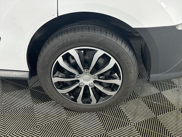 Photo of 2017 Frozen White Ford Transit Connect
