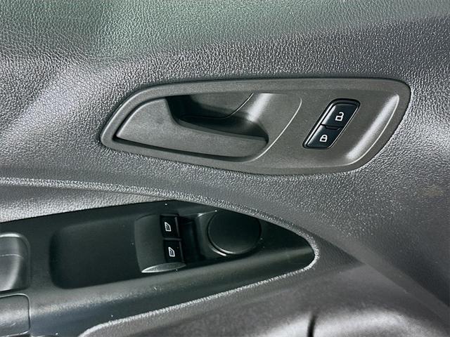 Photo of 2017 Frozen White Ford Transit Connect
