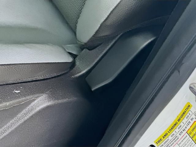 Photo of 2017 Frozen White Ford Transit Connect