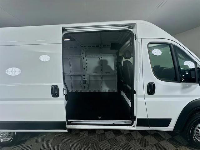 Photo of 2025 Bright White Clearcoat RAM ProMaster 2500
