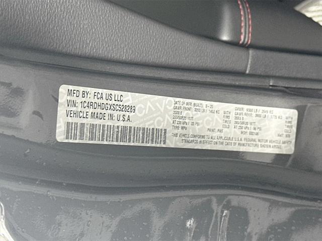 Photo of 2025 Vapor Gray Dodge Durango