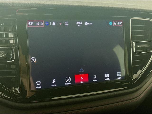 Photo of 2025 Vapor Gray Dodge Durango