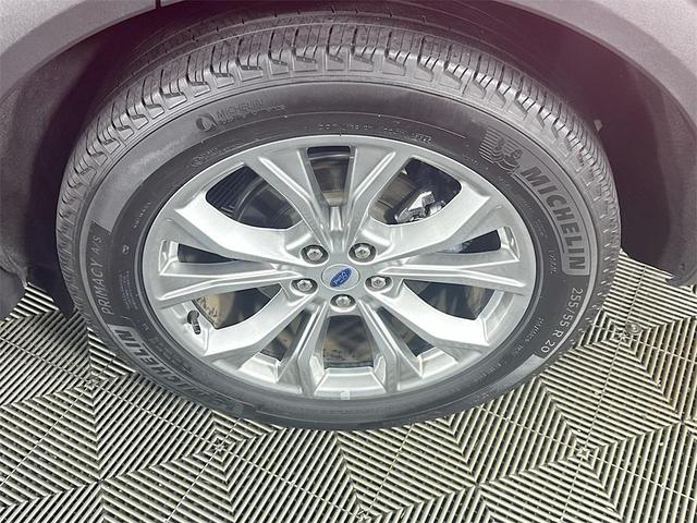 Photo of 2023 Red Metallic Ford Explorer