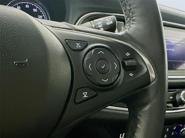 Photo of 2021 White Frost Tricoat Buick Enclave