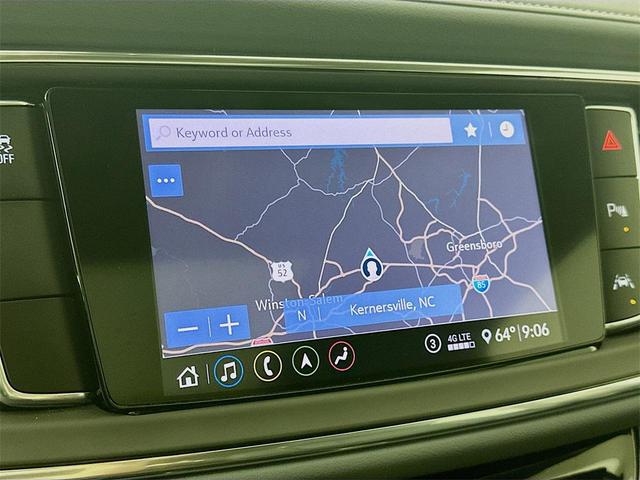 Photo of 2021 White Frost Tricoat Buick Enclave