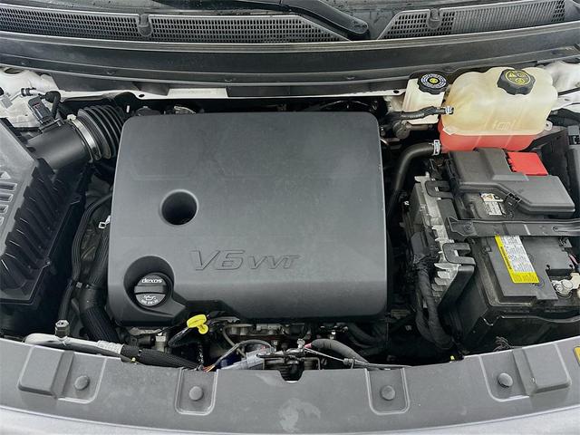 Photo of 2021 White Frost Tricoat Buick Enclave