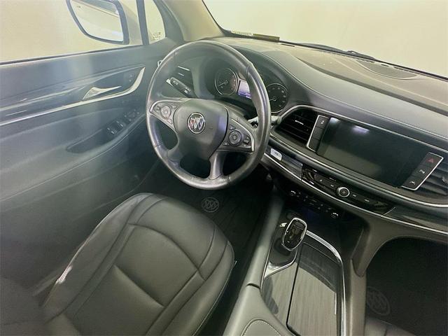 Photo of 2021 White Frost Tricoat Buick Enclave