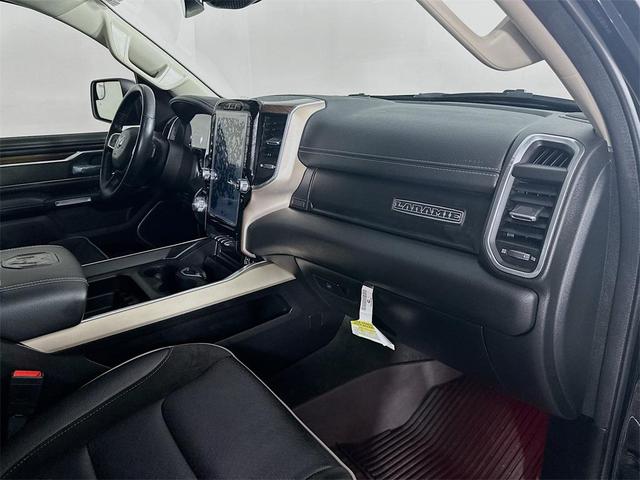 Photo of 2022 Diamond Black Crystal Pearlcoat RAM 1500