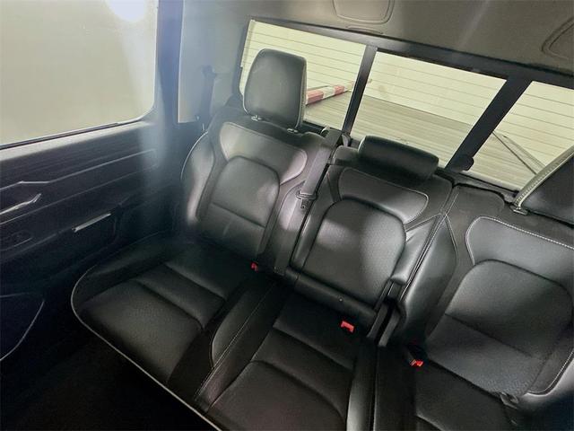 Photo of 2022 Diamond Black Crystal Pearlcoat RAM 1500