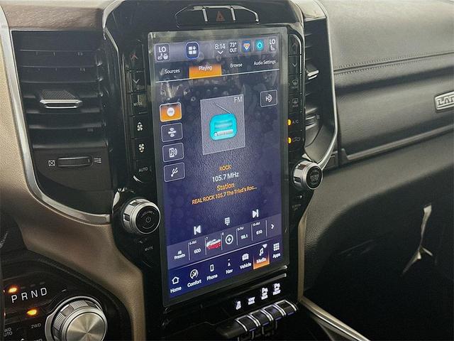 Photo of 2022 Diamond Black Crystal Pearlcoat RAM 1500