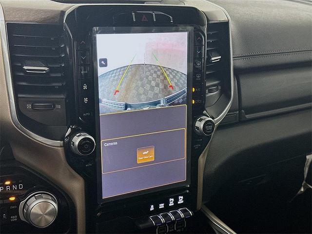 Photo of 2022 Diamond Black Crystal Pearlcoat RAM 1500