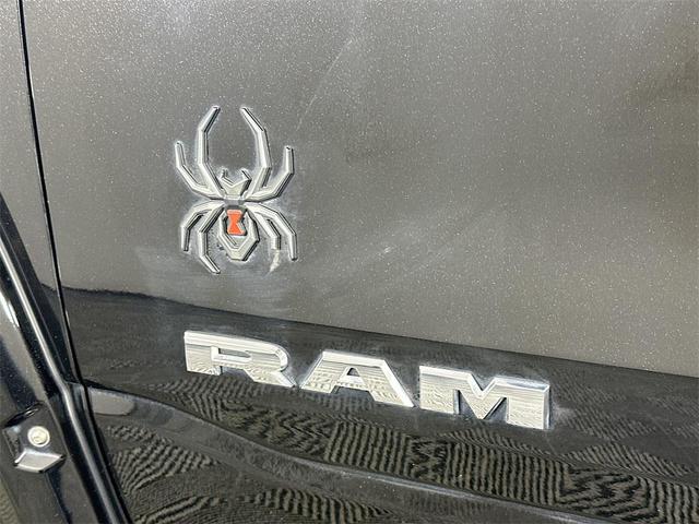 Photo of 2022 Diamond Black Crystal Pearlcoat RAM 1500