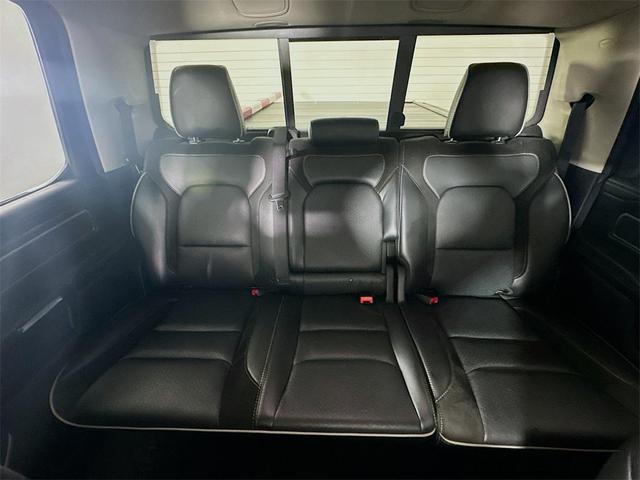 Photo of 2022 Diamond Black Crystal Pearlcoat RAM 1500