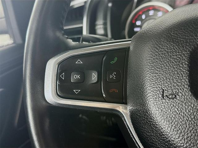 Photo of 2022 Diamond Black Crystal Pearlcoat RAM 1500