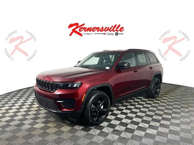Photo of 2025 Velvet Red Pearlcoat Jeep Grand Cherokee