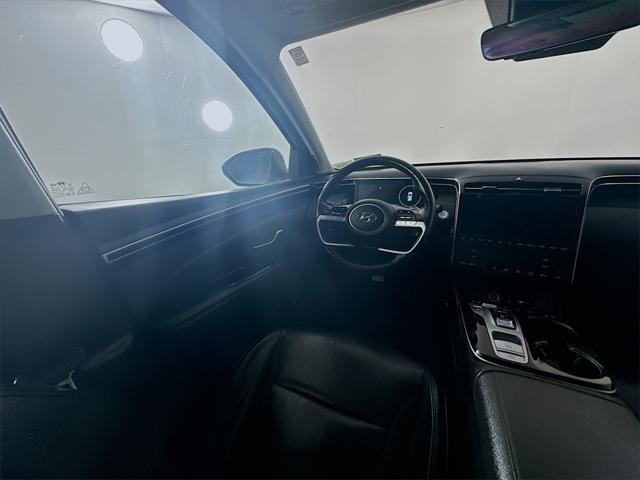 Photo of 2022 Quartz White Hyundai TUCSON Hybrid