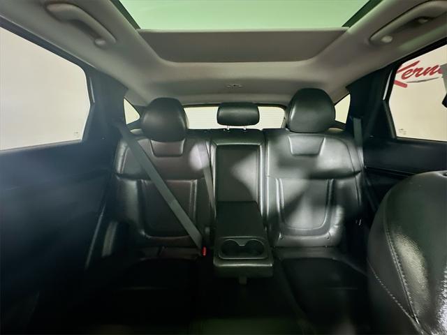 Photo of 2022 Quartz White Hyundai TUCSON Hybrid