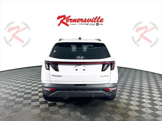 Photo of 2022 Quartz White Hyundai TUCSON Hybrid