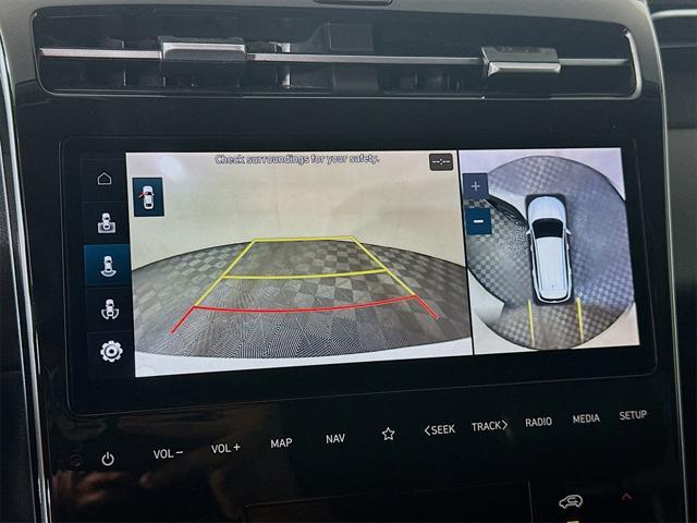 Photo of 2022 Quartz White Hyundai TUCSON Hybrid