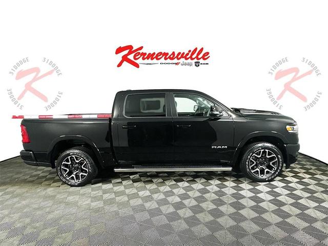 Photo of 2026 Diamond Black Crystal Pearlcoat RAM 1500