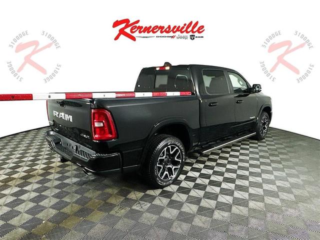 Photo of 2026 Diamond Black Crystal Pearlcoat RAM 1500