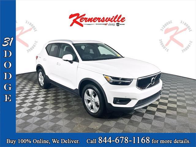 2022 Volvo XC40