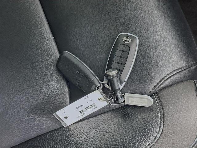 Photo of 2023 Gun Metallic Nissan Pathfinder