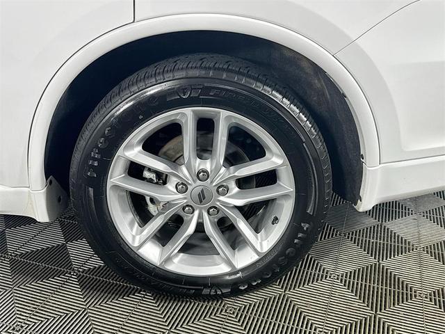 Photo of 2024 White Knuckle Clearcoat Dodge Durango