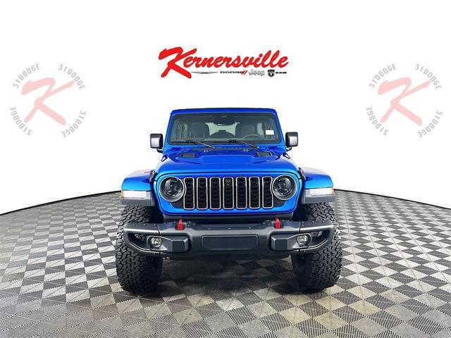 Photo of 2025 Hydro Blue Pearlcoat Jeep Wrangler