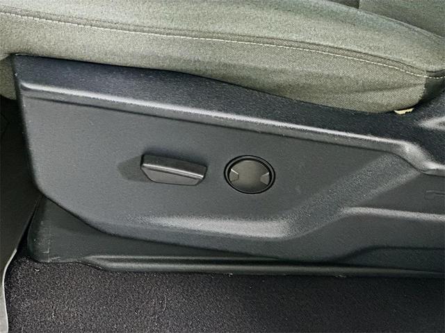 Photo of 2023 Oxford White Ford F-150