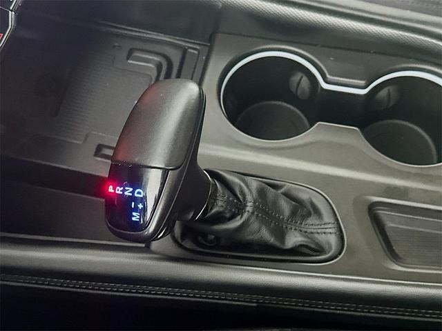 Photo of 2022 Octane Red Pearlcoat Dodge Durango