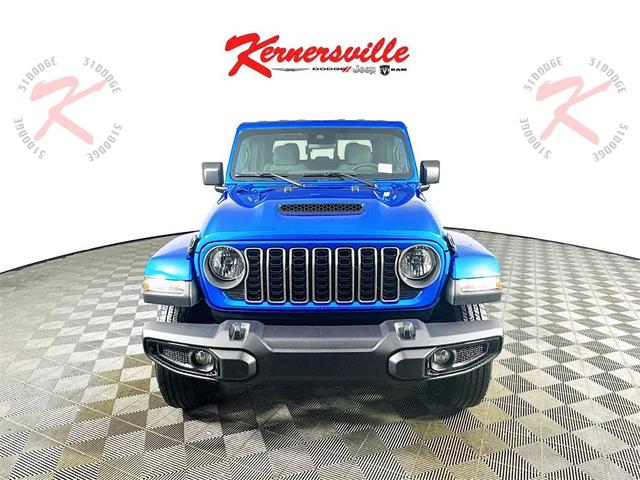 Photo of 2025 Hydro Blue Pearlcoat Jeep Gladiator