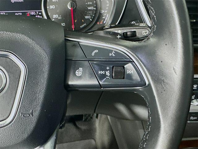 Photo of 2023 Daytona Gray Pearl Effect Audi Q5