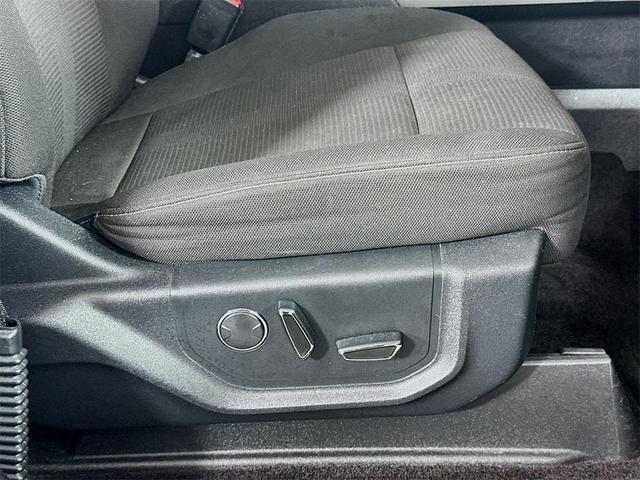 Photo of 2017 Magnetic Ford F-150