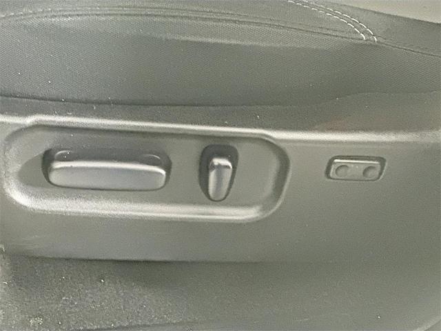 Photo of 2020 Quicksand Toyota Tacoma