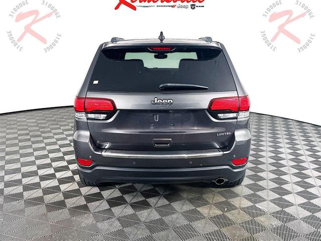 Photo of 2021 Granite Crystal Metallic Clearcoat Jeep Grand Cherokee