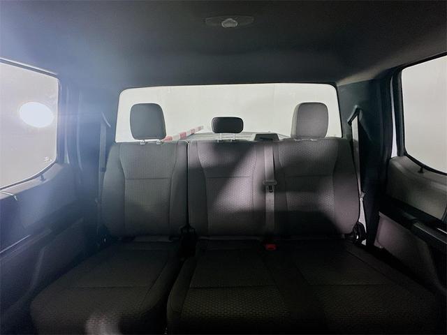 Photo of 2019 Oxford White Ford F-250