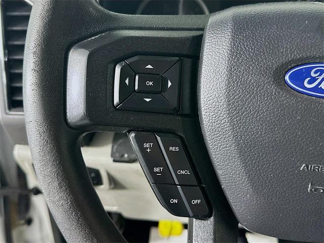 Photo of 2019 Oxford White Ford F-250