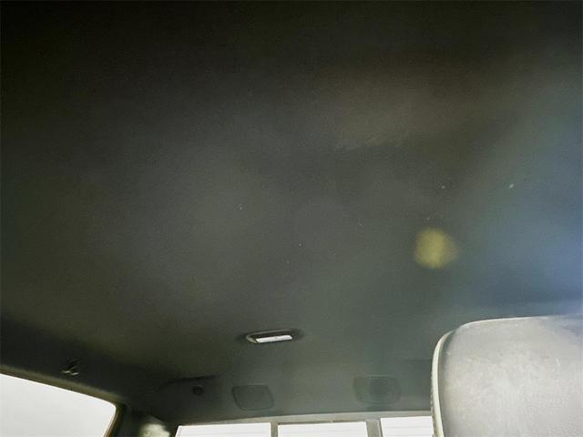 Photo of 2022 Bright White Clearcoat RAM 1500