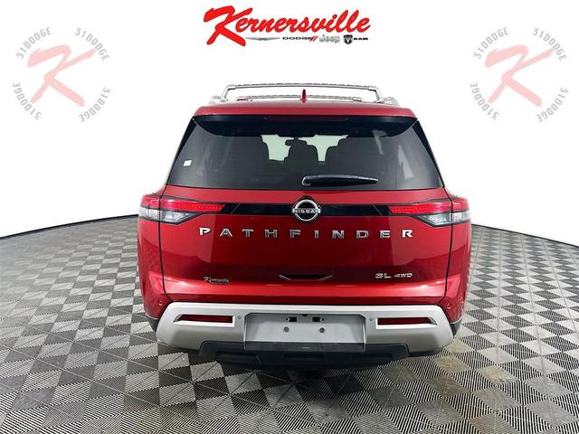 Photo of 2022 Scarlet Ember Tintcoat Nissan Pathfinder