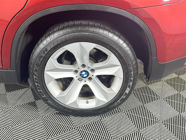 Photo of 2011 Red Metallic BMW X6