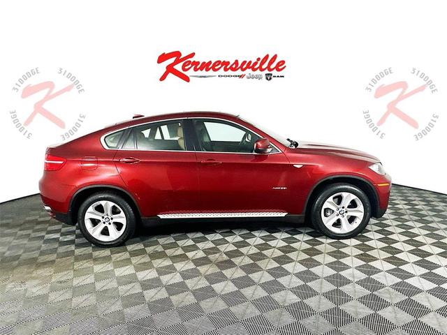 Photo of 2011 Red Metallic BMW X6
