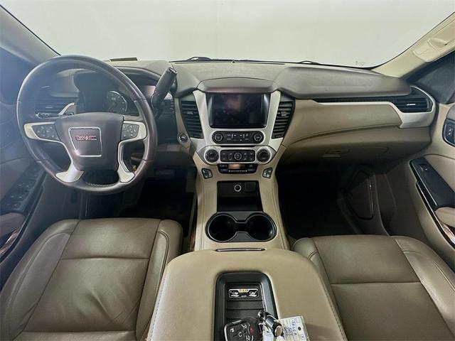 Photo of 2017 White Frost Tricoat GMC Yukon