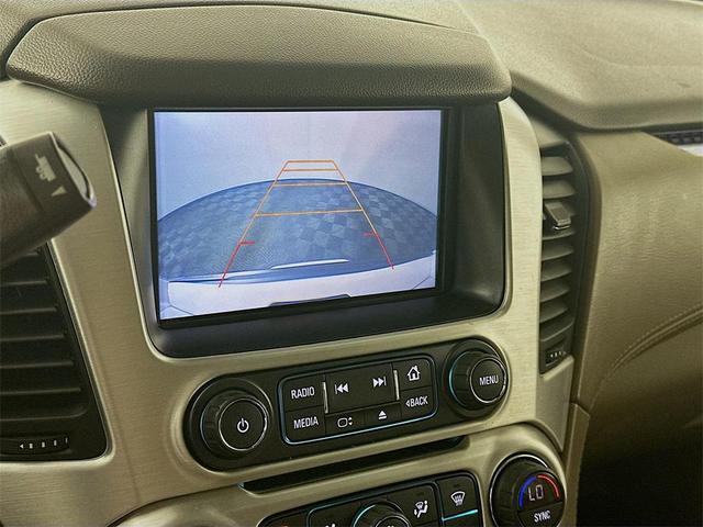 Photo of 2017 White Frost Tricoat GMC Yukon