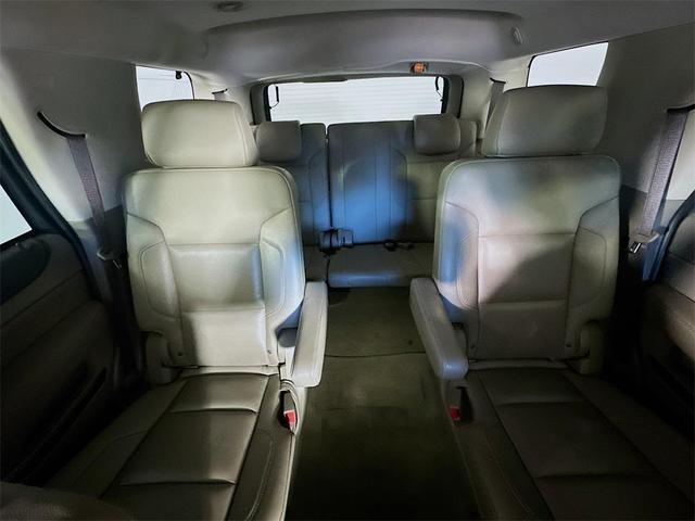 Photo of 2017 White Frost Tricoat GMC Yukon