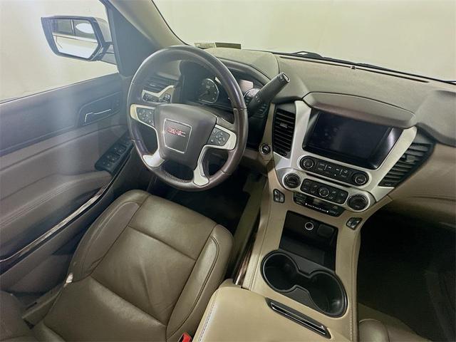 Photo of 2017 White Frost Tricoat GMC Yukon