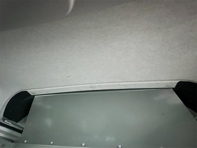Photo of 2022 Bright White RAM ProMaster City