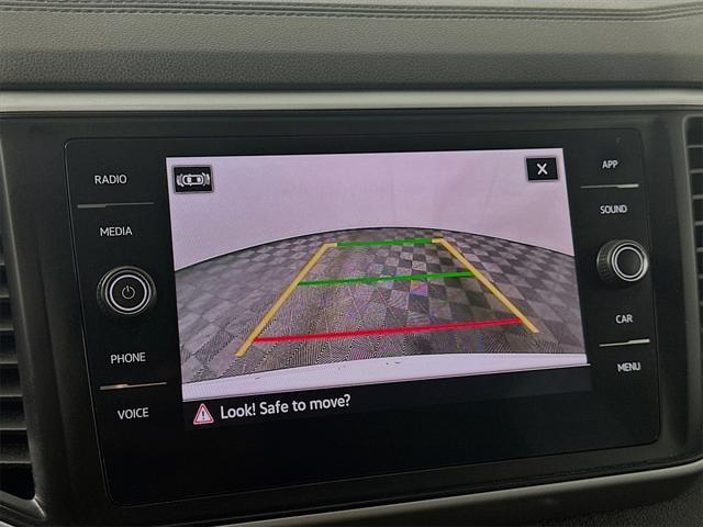 Photo of 2021 White Volkswagen Atlas